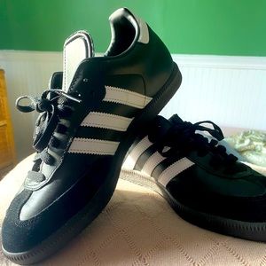 ADIDAS Samba Sneakers